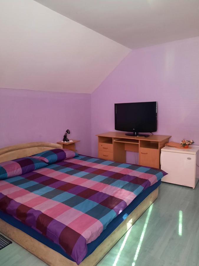 Rooms Cehovin Postojna Exterior photo