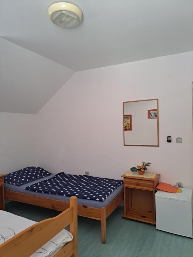 Rooms Cehovin Postojna Exterior photo